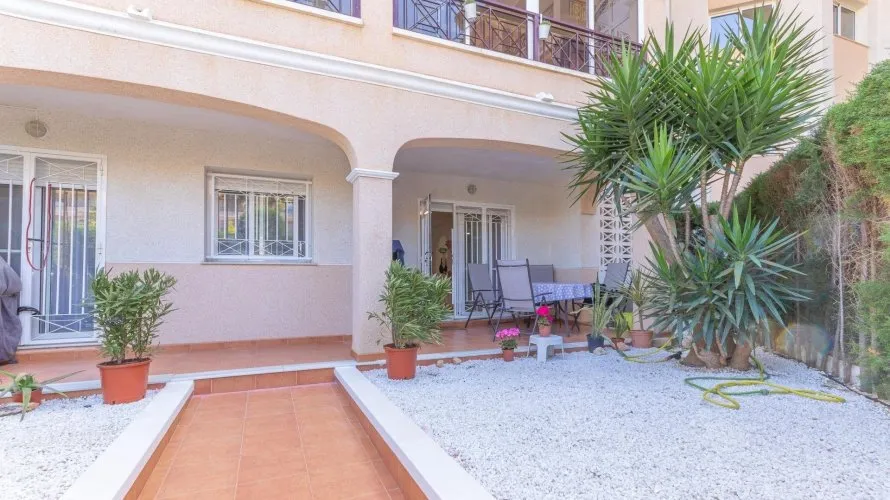 Apartment de 1 chambre à Alicante, Spain No. 1718 № 1