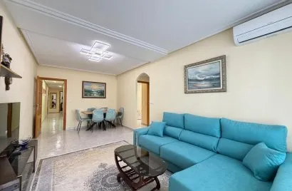 Apartment de 3 chambres à Torrevieja, Spain No. 1605