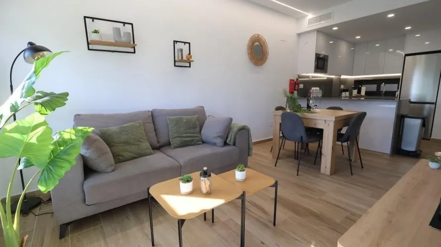 Apartment de 2 chambres à Alicante, Espagne No. 1522 № 20