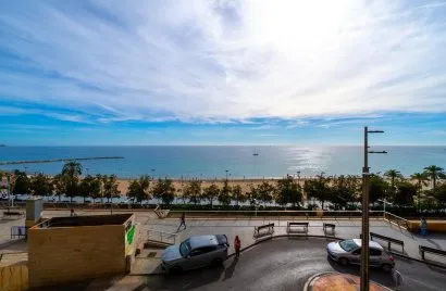 Apartment de 1 chambre à Alicante, Spain No. 1535