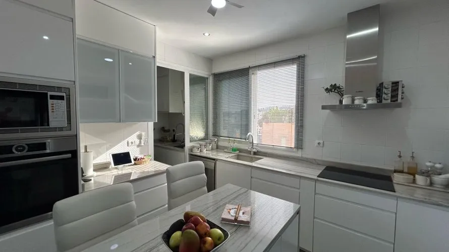 Penthouse de 3 chambres à Finestrat, Espagne No. 1434 № 16