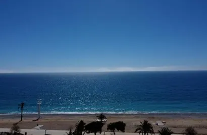 Apartment de 2 chambres à Villajoyosa, Espagne No. 1257