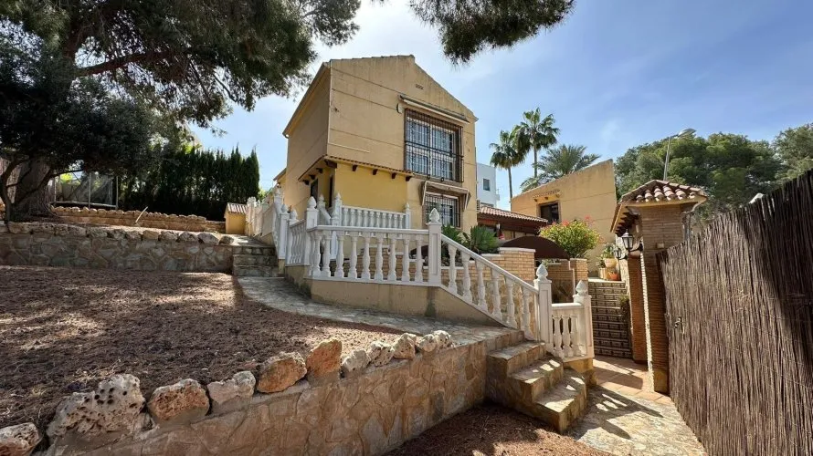 Apartment de 4 chambres à Torrevieja, Espagne No. 1705