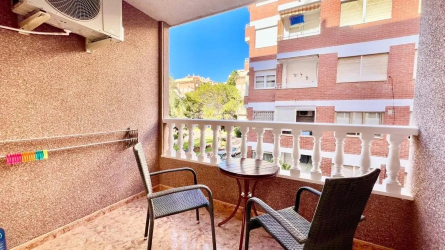 Apartment de 2 chambres à Torrevieja, Espagne No. 1751 № 4