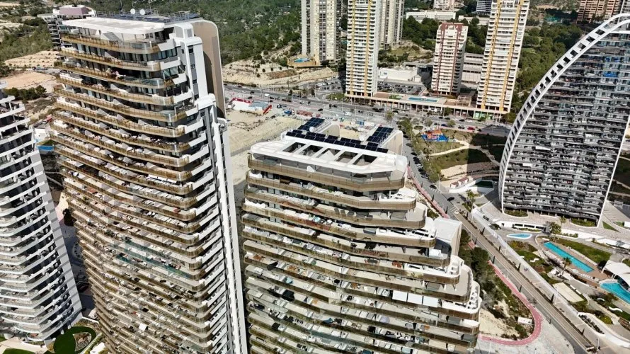 Penthouse de 3 chambres à Benidorm, Espagne No. 1650 № 2