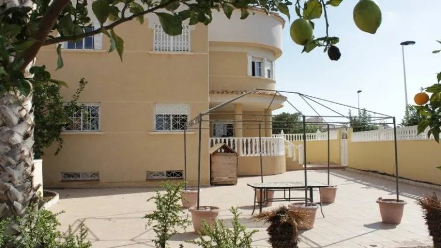 Apartment de 6 chambres à Torrevieja, Espagne No. 1512 № 23
