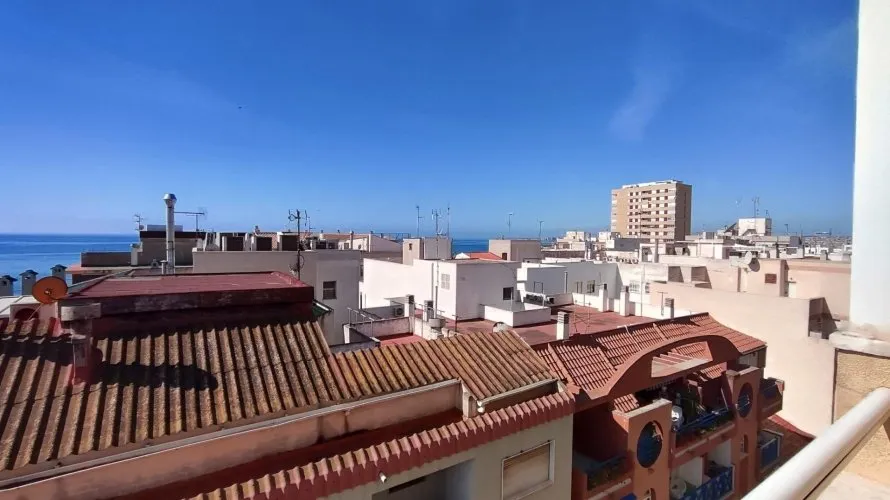 Penthouse de 1 chambre à Torrevieja, Espagne No. 1085 № 24