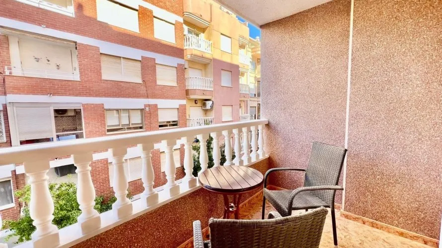 Apartment de 2 chambres à Torrevieja, Espagne No. 1751 № 16