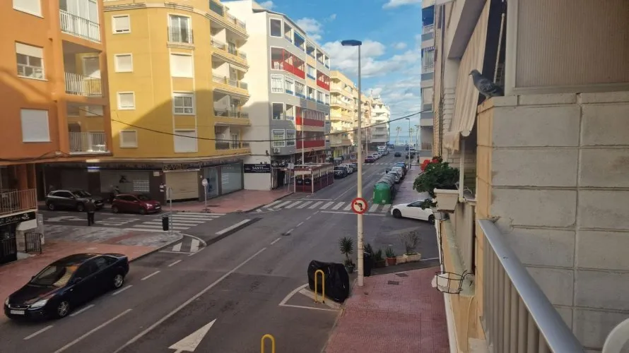 Apartment de 3 chambres à Torrevieja, Espagne No. 1163