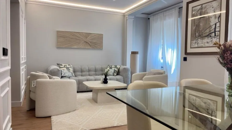 Apartment de 2 chambres à Madrid, Espagne No. 1643 № 2