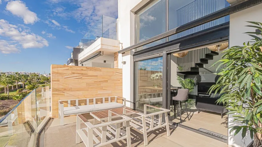 Penthouse de 87m² à Alicante, Espagne No. 1667 № 2