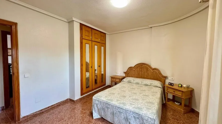 Apartment de 3 chambres à Torrevieja, Espagne No. 1639 № 8