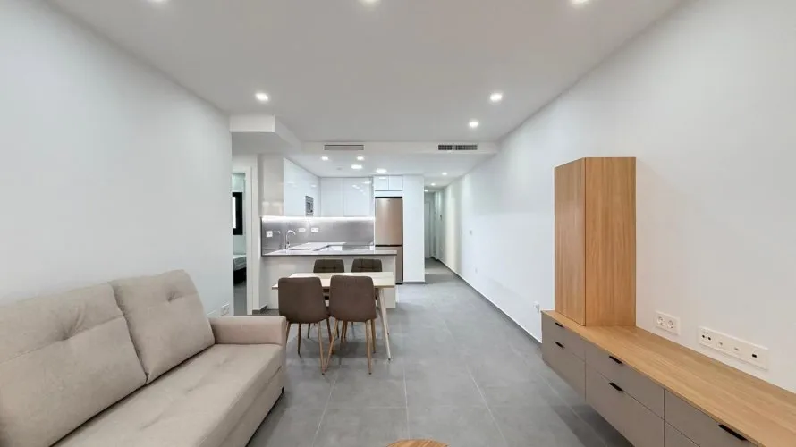 Apartment de 3 chambres à Torrevieja, Espagne No. 1140 № 2