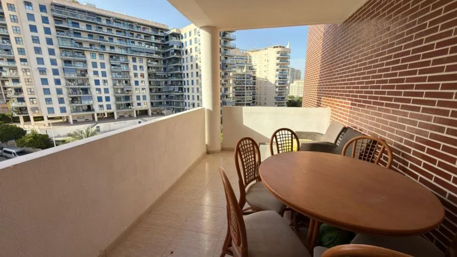 Apartment de 2 chambres à Villajoyosa, Espagne No. 1698