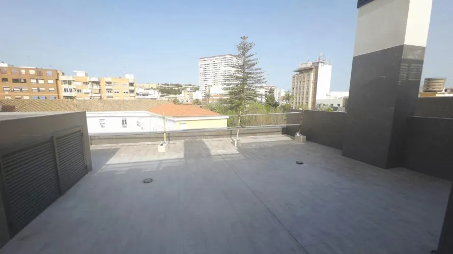 Apartment de 2 chambres à Alicante, Espagne No. 1696 № 1