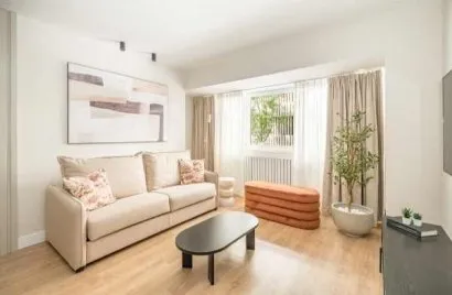 Apartment de 2 chambres à Madrid, Espagne No. 1381