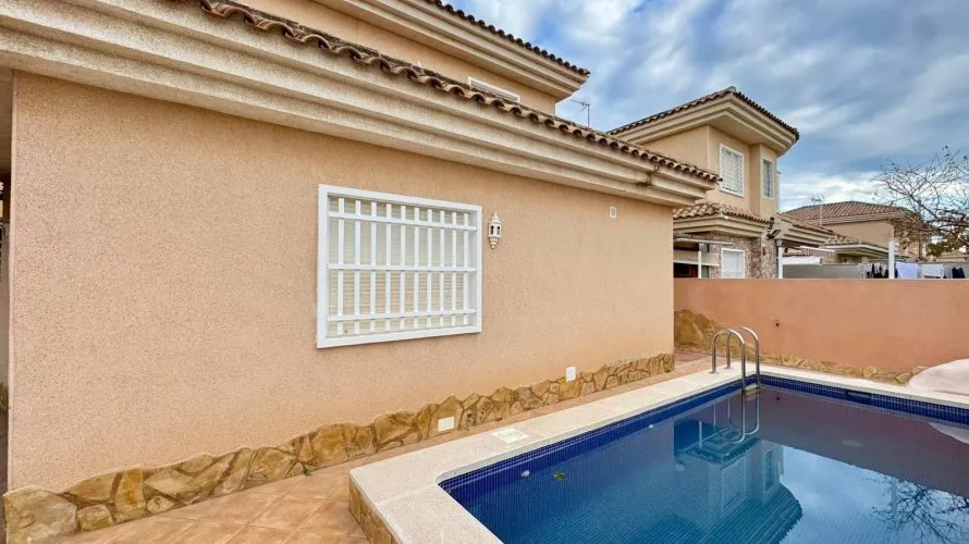 Apartment de 3 chambres à Torrevieja, Espagne No. 1639 № 28
