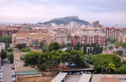 Penthouse de 4 chambres à Alicante, Espagne No. 1089