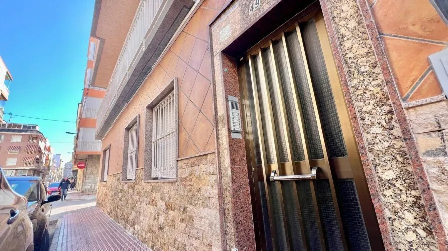 Apartment de 1 chambre à Santa Pola, Espagne No. 1615 № 1