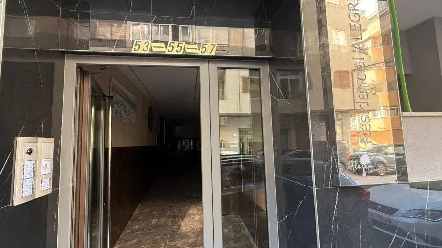 Apartment de 2 chambres à Torrevieja, Espagne No. 1135 № 21