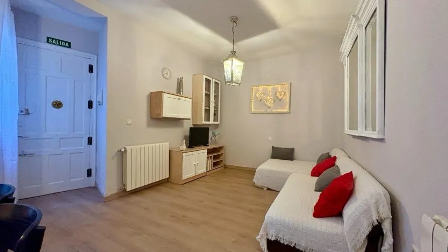 Apartment de 2 chambres à Madrid, Espagne No. 1641 № 1