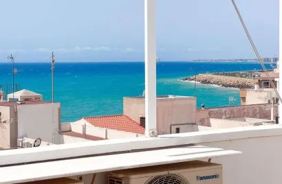 Penthouse de 2 chambres à Torrevieja, Espagne No. 1363