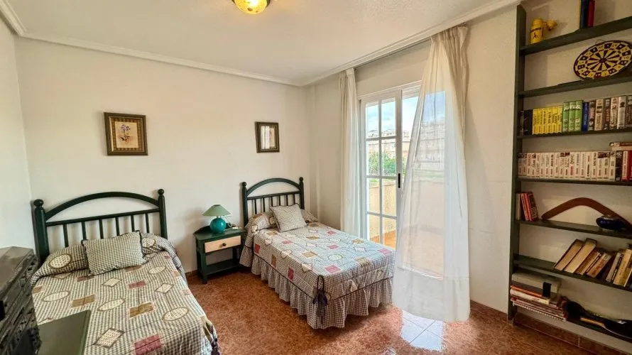 Apartment de 3 chambres à Torrevieja, Espagne No. 1639 № 13