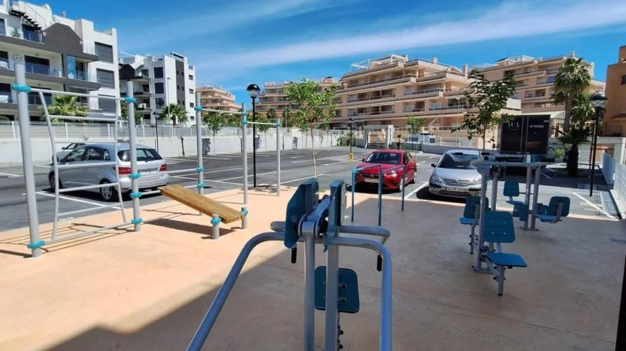 Apartment de 2 chambres à Villamartin, Espagne No. 1327 № 2