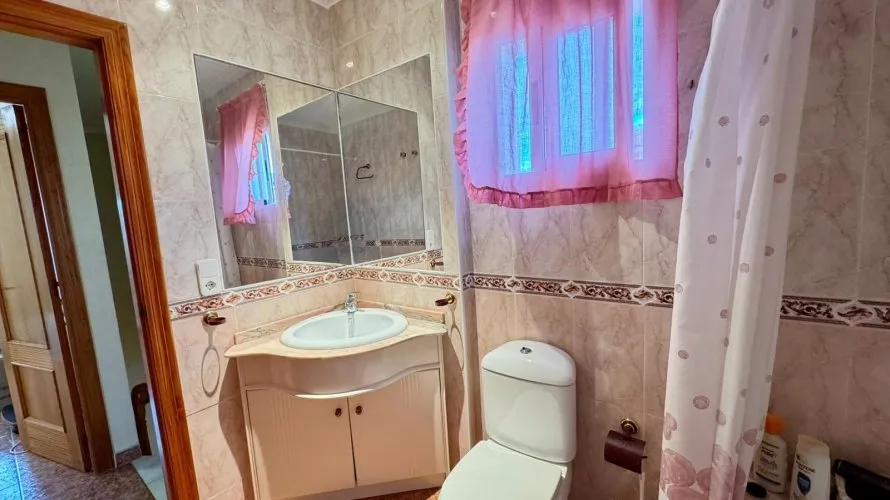 Apartment de 3 chambres à Torrevieja, Espagne No. 1639 № 18