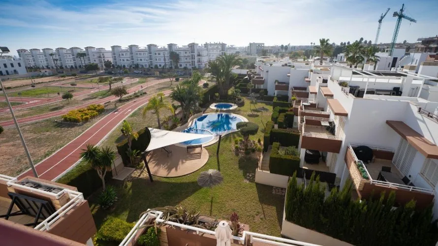 Penthouse de 2 chambres à Alicante, Espagne No. 1861 № 1