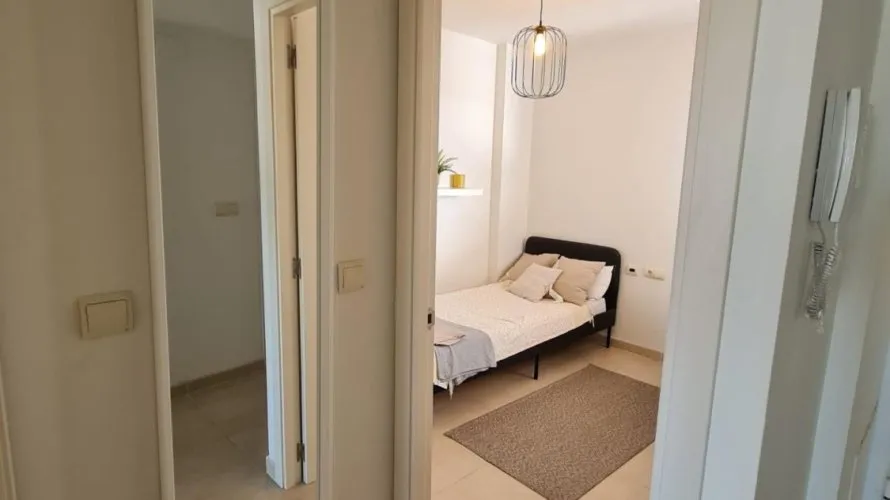 Apartment de 2 chambres à Alicante, Espagne No. 1833 № 6