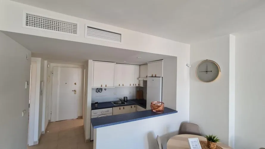 Apartment de 2 chambres à Alicante, Espagne No. 1833 № 1