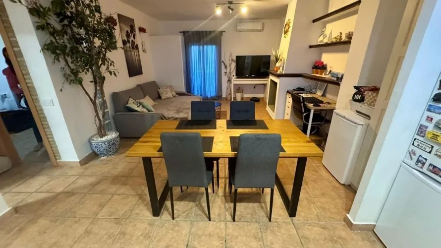 Apartment de 1 chambre à La Pobla de Farnals, Espagne No. 1849 № 2