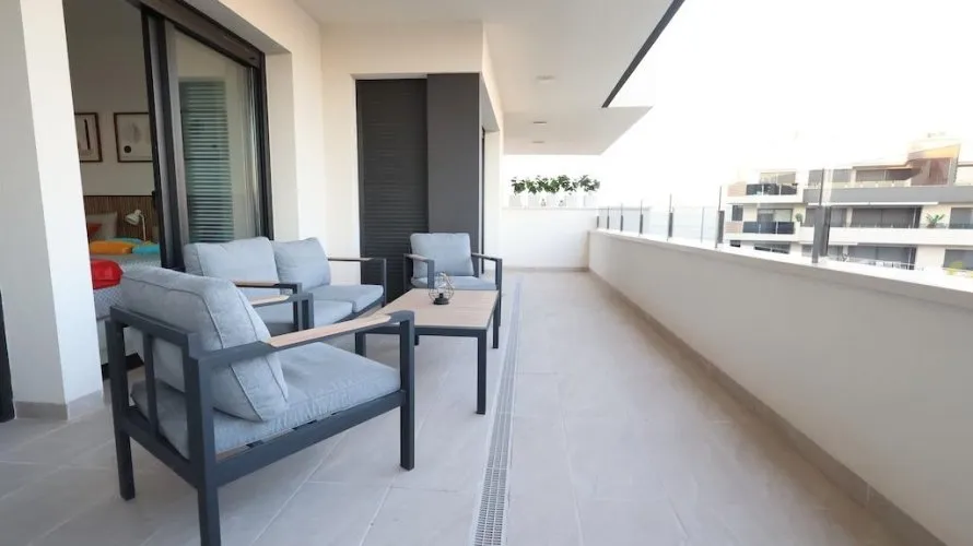 Apartment de 2 chambres à Torrevieja, Espagne No. 1868 № 5