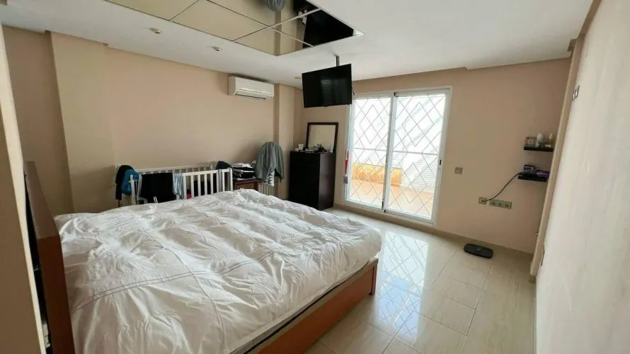 Apartment de 4 chambres à Manises, Espagne No. 1789 № 18
