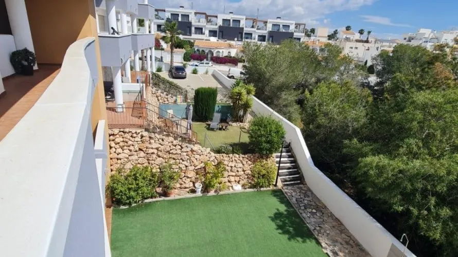 Apartment de 2 chambres à Alicante, Espagne No. 1833 № 20