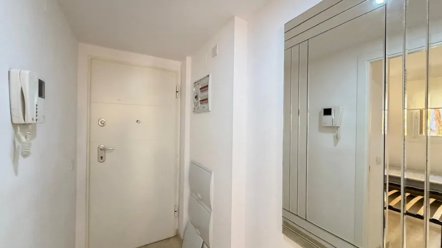 Apartment de 3 chambres à Torrevieja, Espagne No. 1882 № 1
