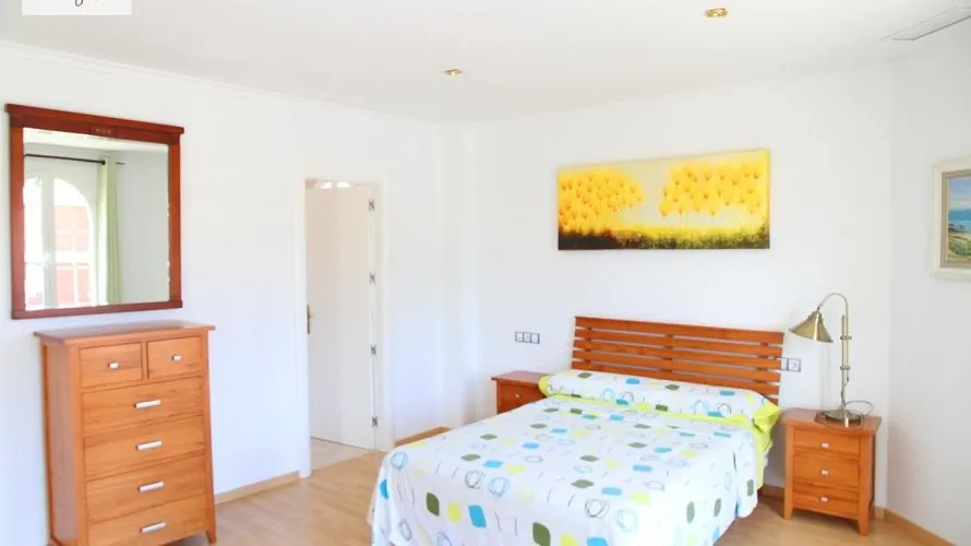 Apartment de 4 chambres à L'Eliana, Espagne No. 1788 № 2