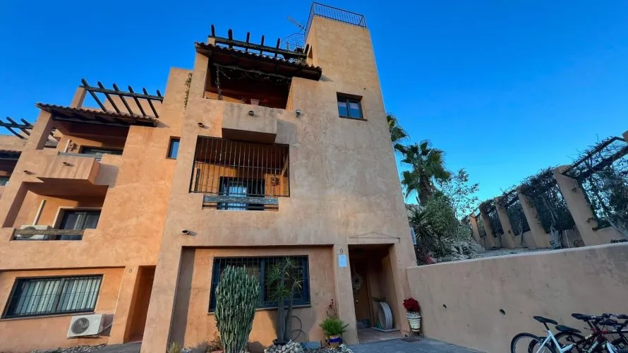 Duplex de 3 chambres à Villamartin, Espagne No. 1798 № 1