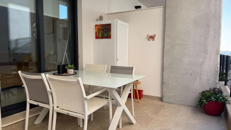Apartment de 2 chambres à Guardamar del Segura, Espagne No. 1852 № 8