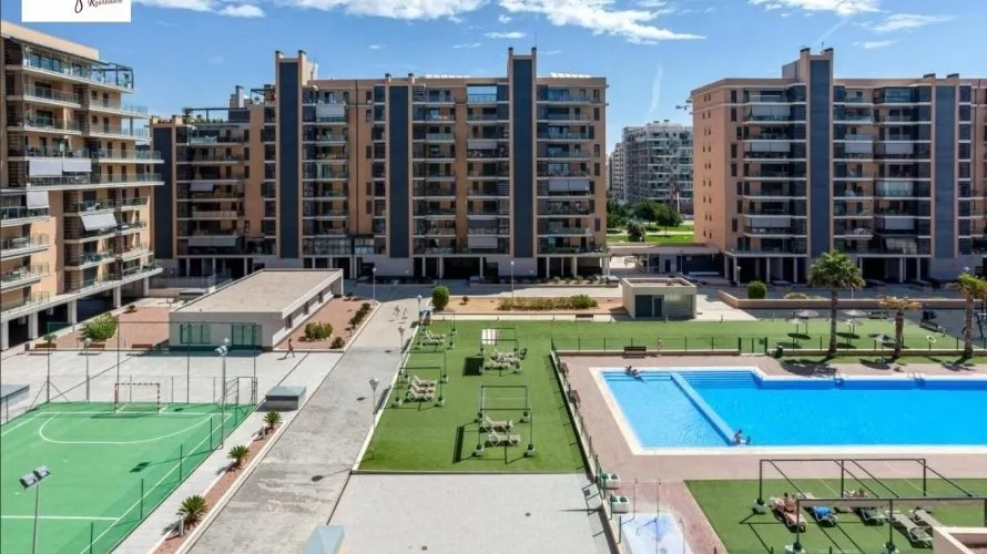 Apartment de 3 chambres à Alicante, Espagne No. 1874