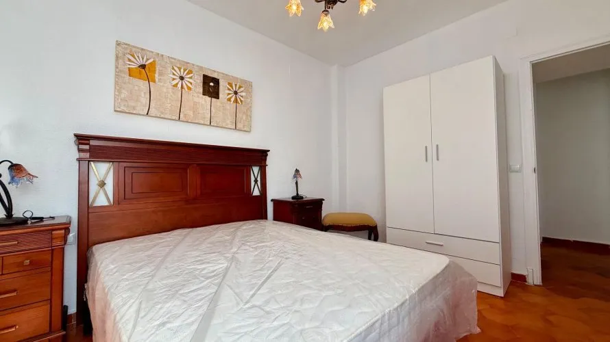 Apartment de 3 chambres à Alicante, Espagne No. 2236