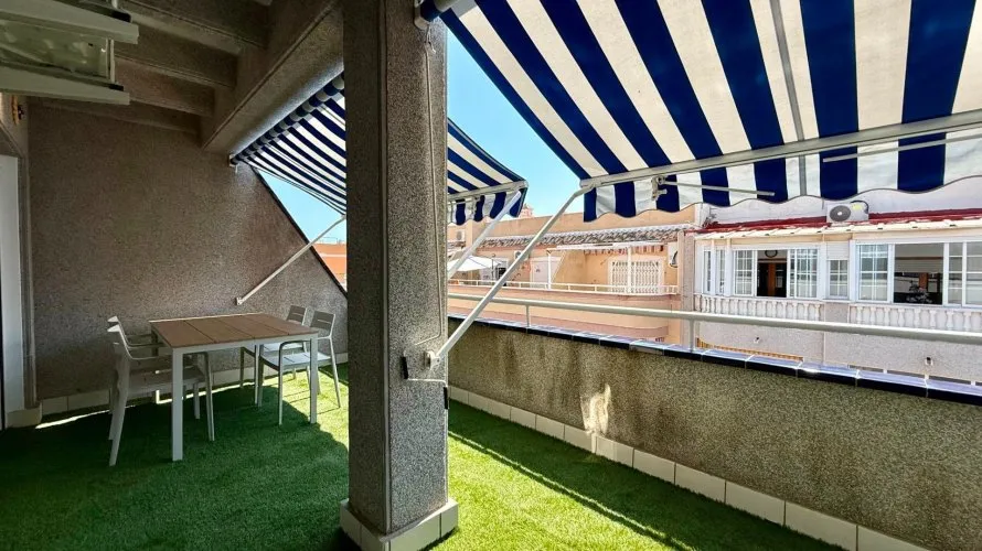 Penthouse de 2 chambres à Torrevieja, Espagne No. 2084 № 21