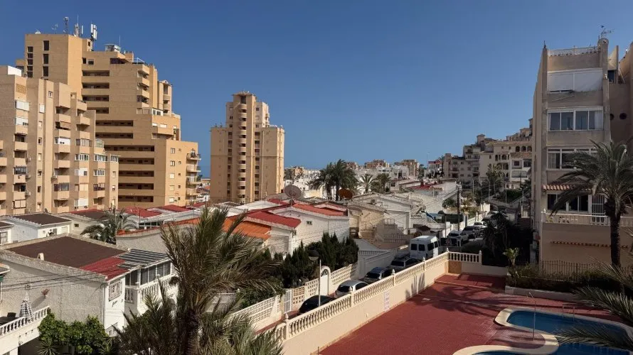 Apartment de 44m² à Torrevieja, Espagne No. 2283 № 4