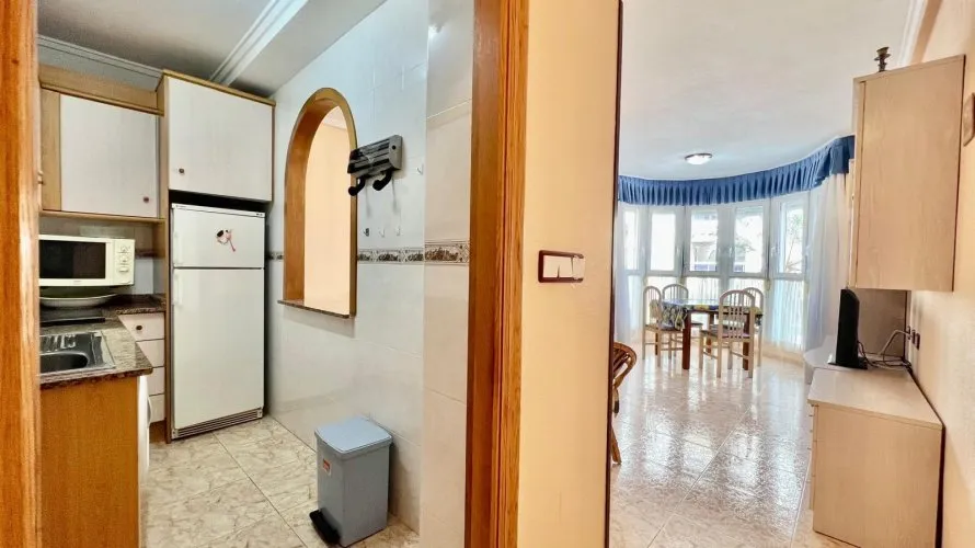 Apartment de 2 chambres à Torrevieja, Espagne No. 2303 № 3