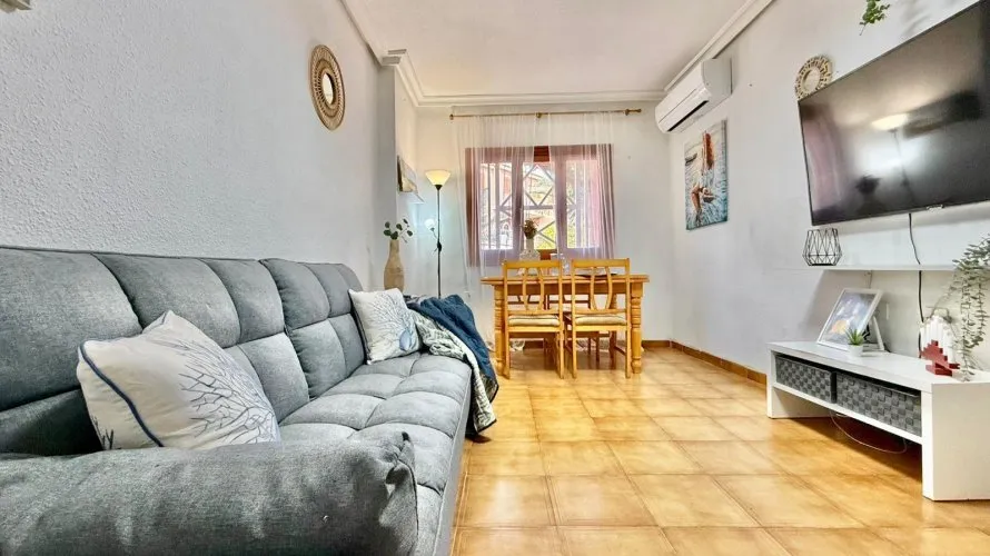 Apartment de 1 chambre à Lo Pagan, Espagne No. 2278