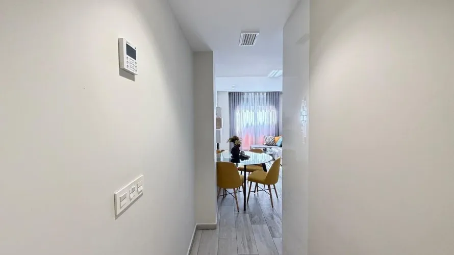 Apartment de 1 chambre à Torrevieja, Espagne No. 2408 № 1