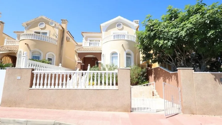 Apartment de 3 chambres à Campoamor, Espagne No. 2138 № 18