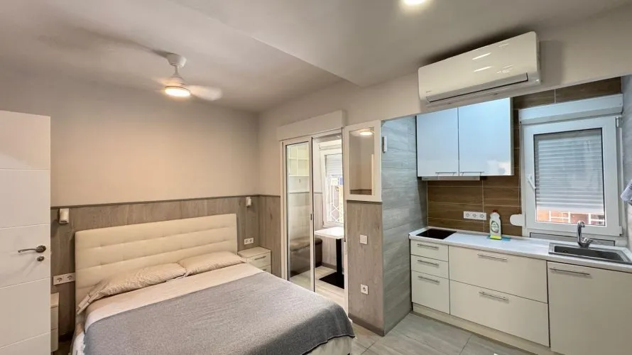 Apartment de 2 chambres à Torrevieja, Espagne No. 2195 № 26