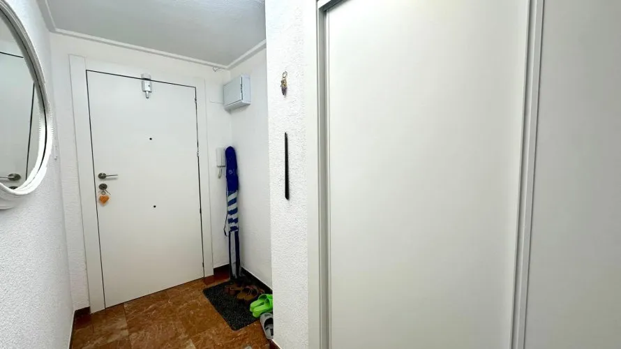 Apartment de 4 chambres à Alicante, Espagne No. 2105 № 1